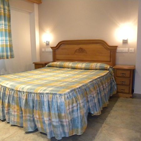 Hotel Duque De Calabria Manzanera Bilik gambar