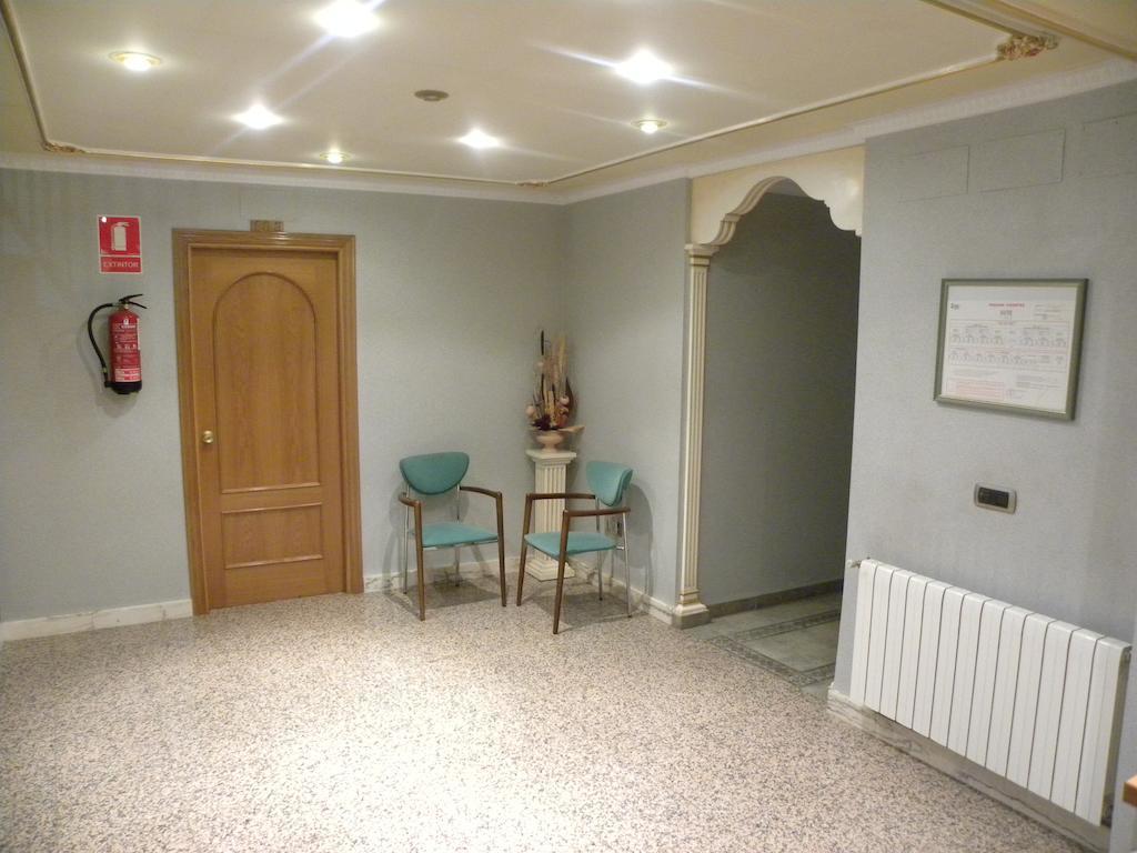 Hotel Duque De Calabria Manzanera Bilik gambar
