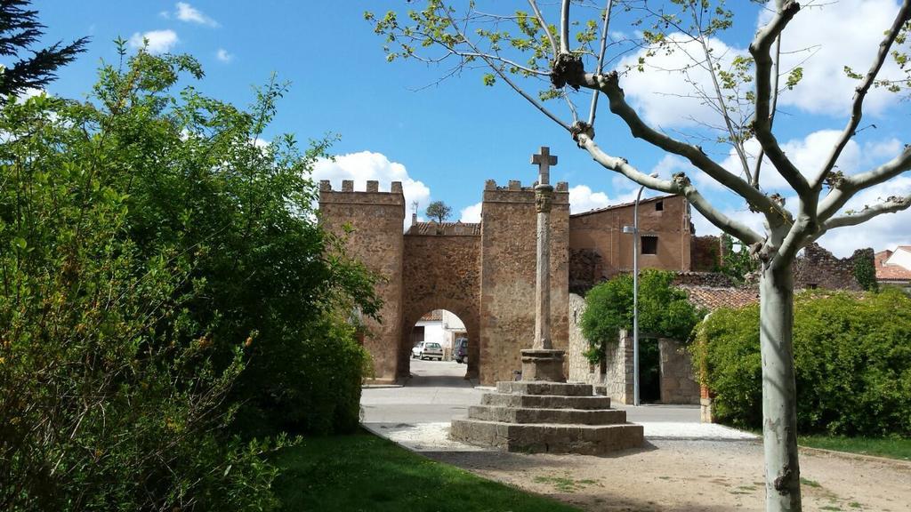 Hotel Duque De Calabria Manzanera Luaran gambar